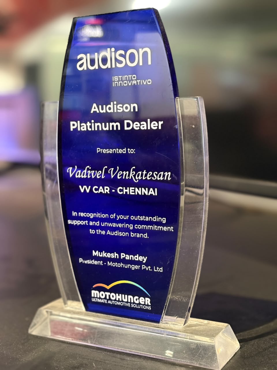 VV Cars Decors award